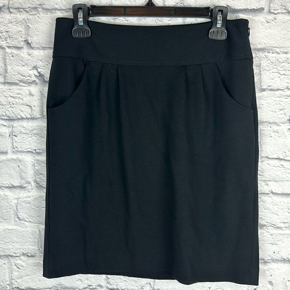 Ann Taylor Black Stretch Mini Skirt Size 4